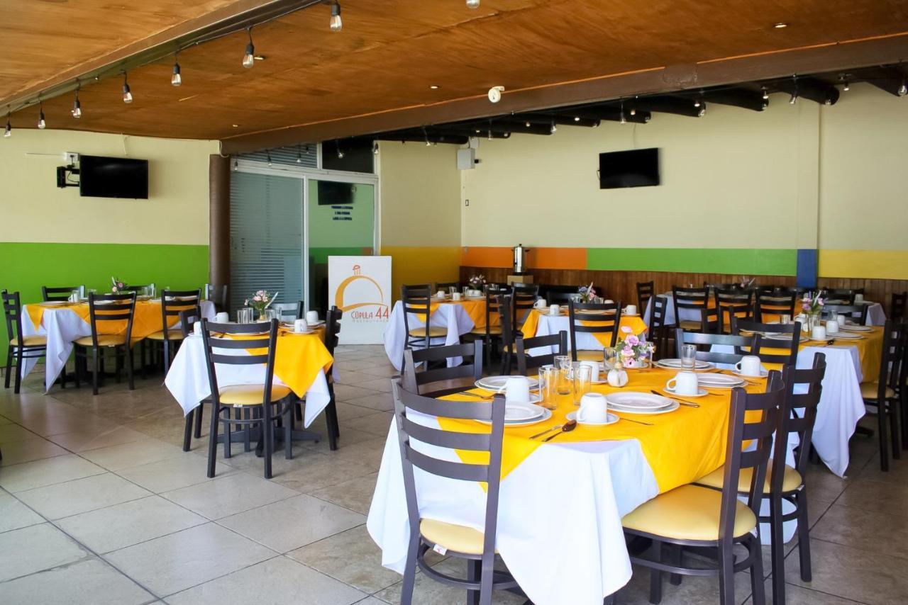 Puebla Inn Express Exteriör bild
